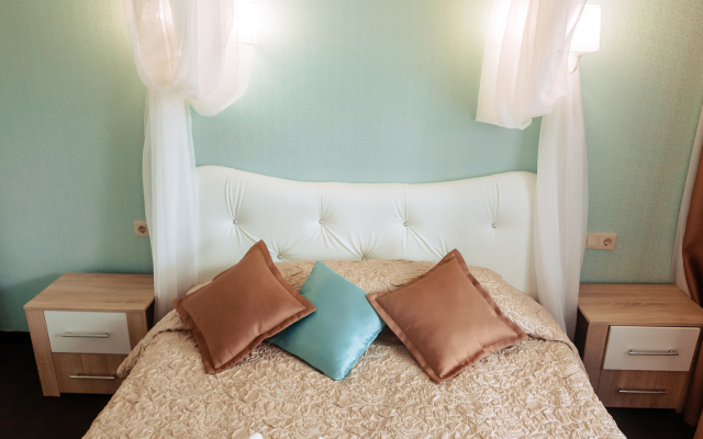 Отель Загородный Волга