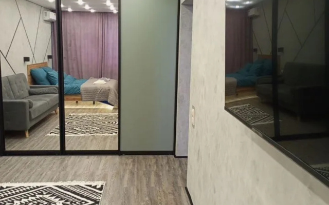 Квартира Уютная на ул. Автомобилистов 15