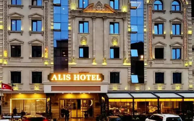 Alis  Baku