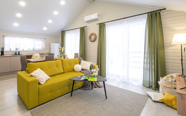 Частный дом Лимонный 230