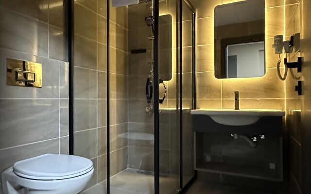Esse Joven Hotel