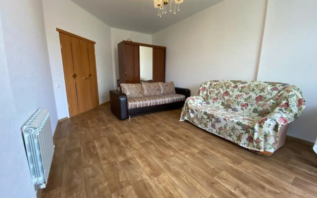 V 5 minutakh ot morya Flat