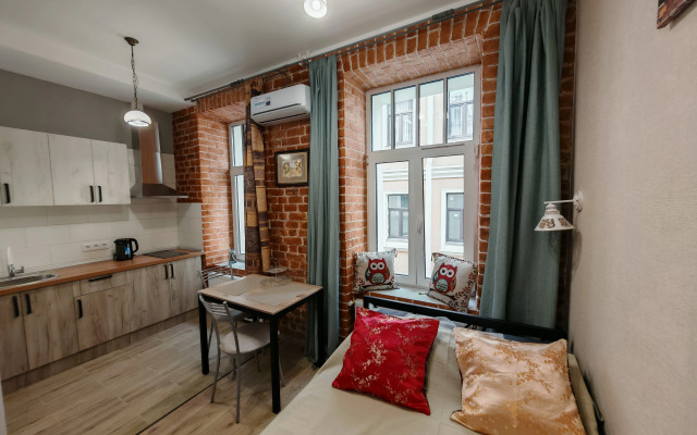 Studiya V Istoricheskom Tsentre Flat