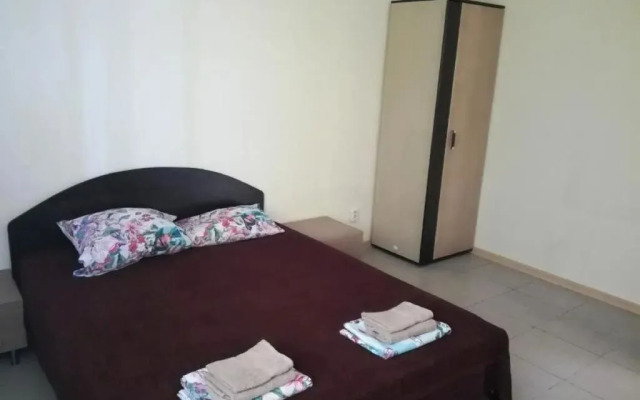 Меблированные Комнаты на Улице Мира 42Б