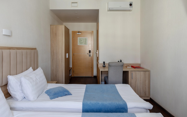 Меблированные комнаты Невский Берег 93