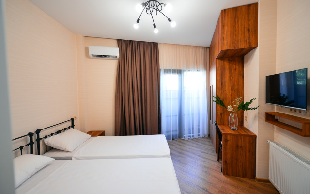 Labu Hotel
