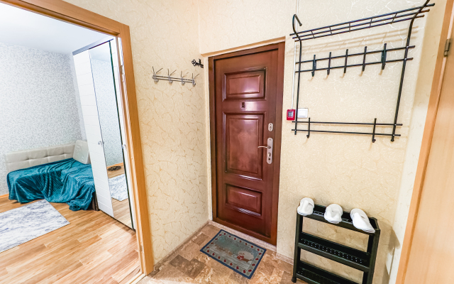 S zaseleniyem Lutshiy servis Posutochno50 Flat