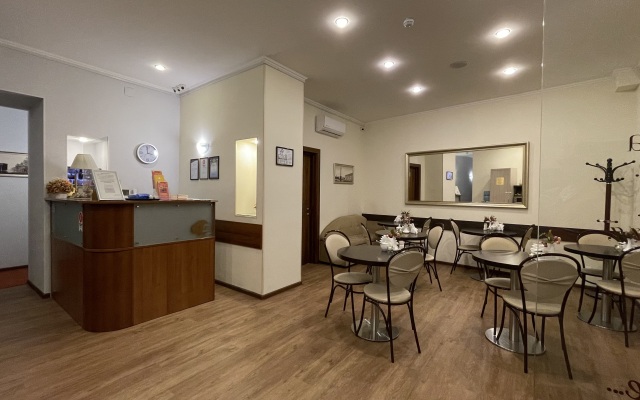 Sonata Nevsky 5 Dvorcovaja ploshhad' Hotel