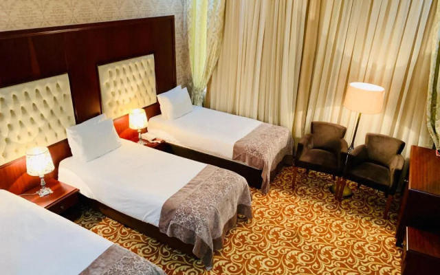 Clover Boutique Hotel