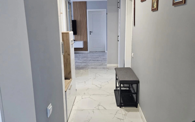 Kvartira Amalienau Flat