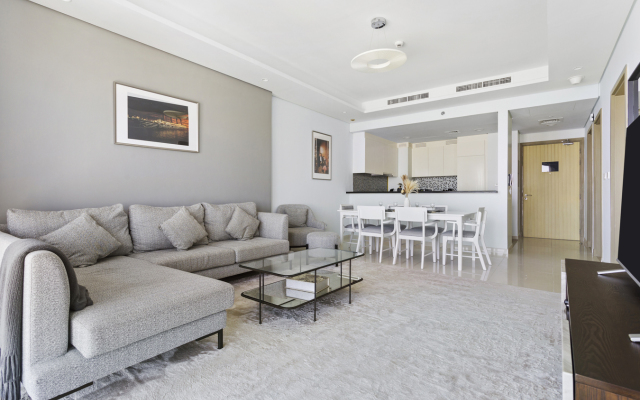 Stonetree Paramount Tower Hotel & Residences Apartments