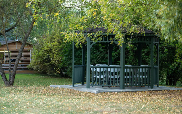 Ok-Reka Guest house