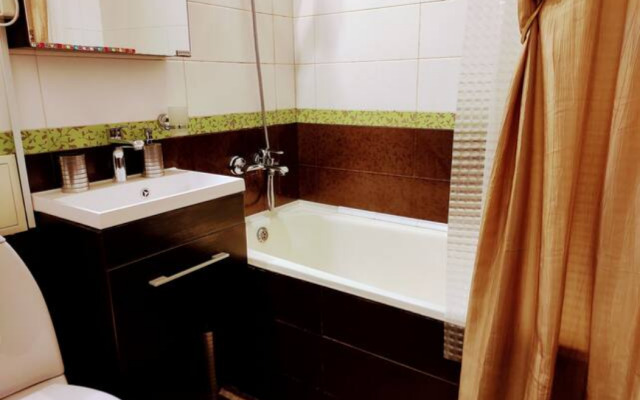 Апартаменты C прекрасным видом на зелёный парк и реку