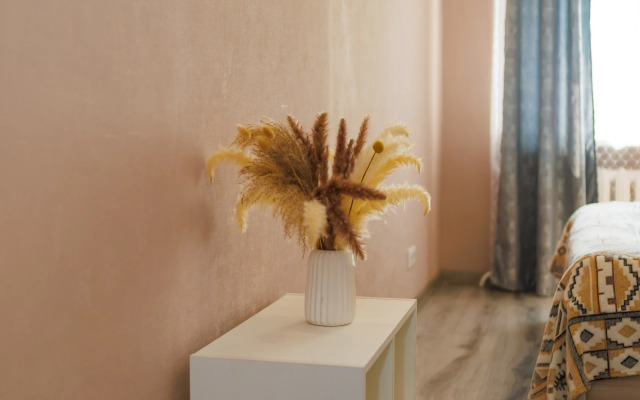 Na Naberezhnoy Flat