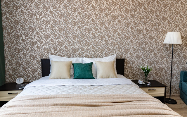 Квартира Большая Двухкомнатная на Селезнева