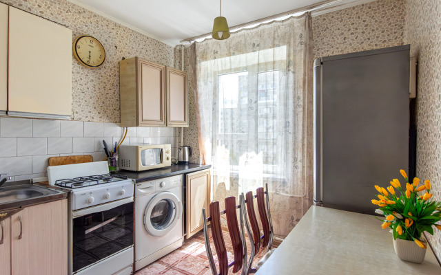 Na Ulitse Polevaya 45 Flat