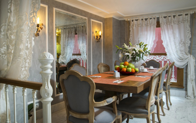 Amofta Boutique Hotel