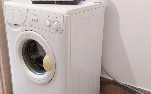 V Vishnevoy Gorke Ryadom S Termy Voda Flat