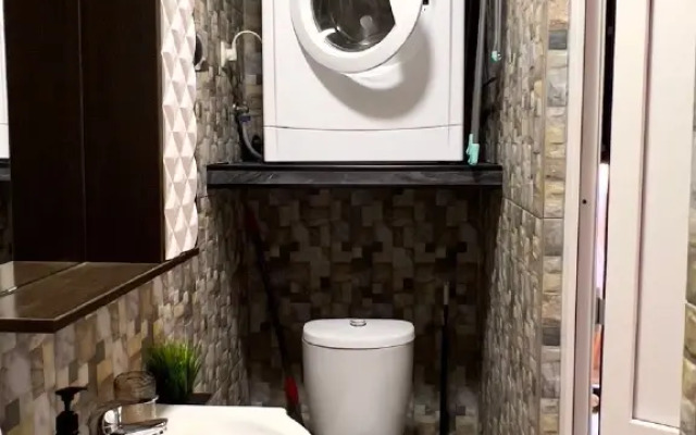 Na Orbitovskoy 20/12 Apartments