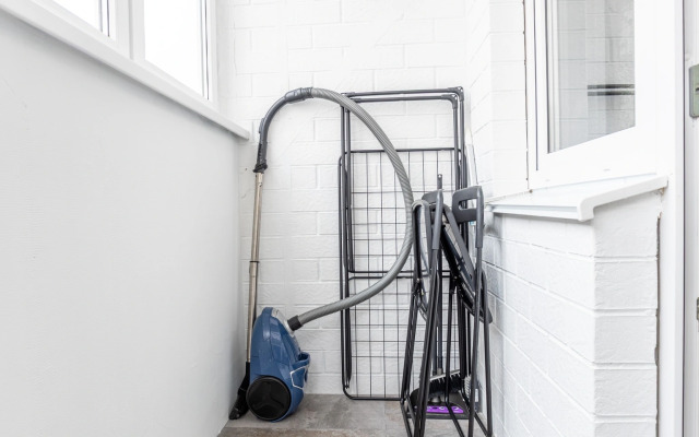 Квартира просторная евродвушка с большой кроватью и удобным диваном