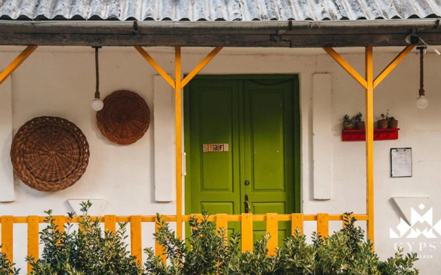 Hotel Gipsy Village