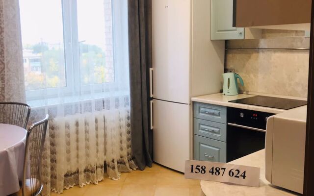 Апартаменты 2-к квартира на Аэродромной 72а