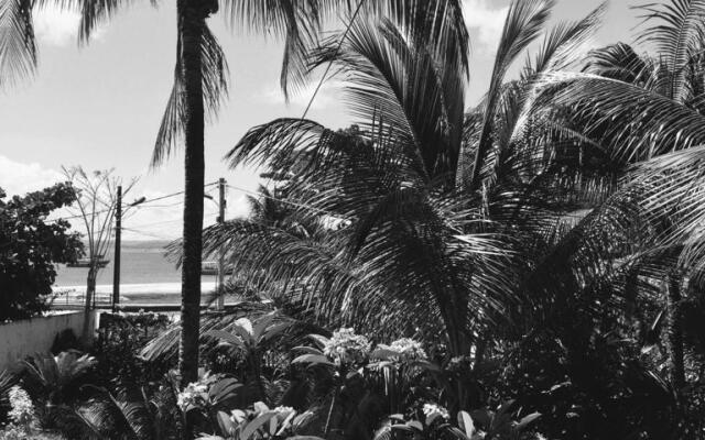 Village do Dendê Garden Guesthouse and Bungalows Hotel