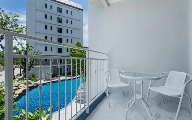Vsego lish 350 Metrov ot Morya Apartments