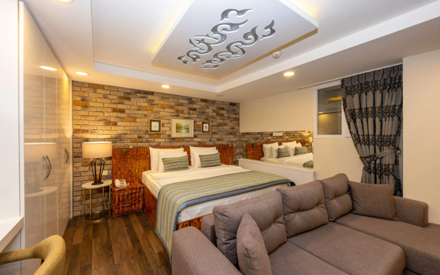 The Marions Suite Hotel