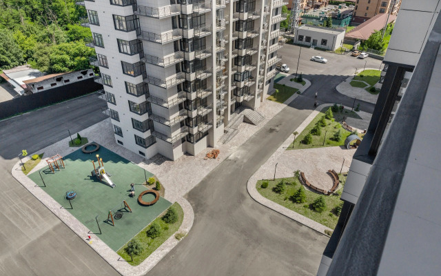 V 5 Minutakh Ot Tsenta (s3) Flat