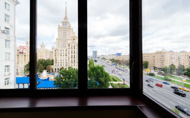 Versal'. Dvuhetazhnaya 6K na Kutuzovskom Flat