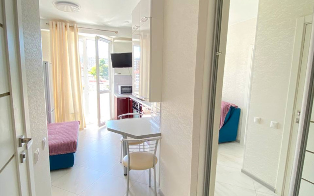 Апартаменты с отдельной спальней и балконом