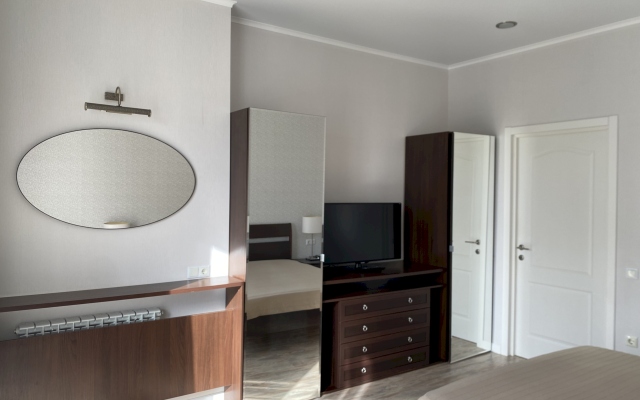 Апартаменты 090 Приморская 30А