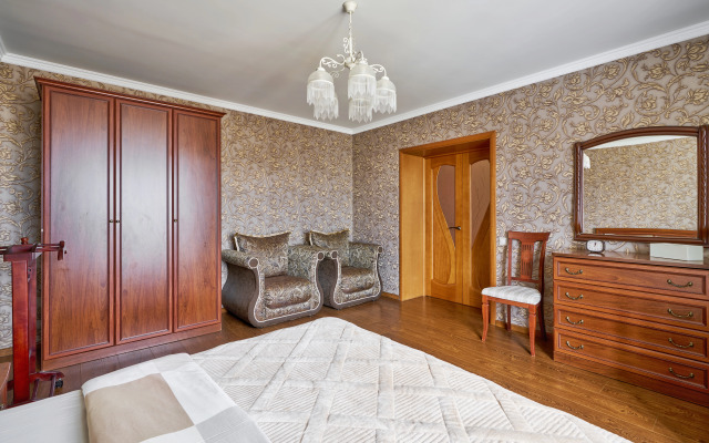 Apartamentyi Na Gazetnom Pereulke 1/12