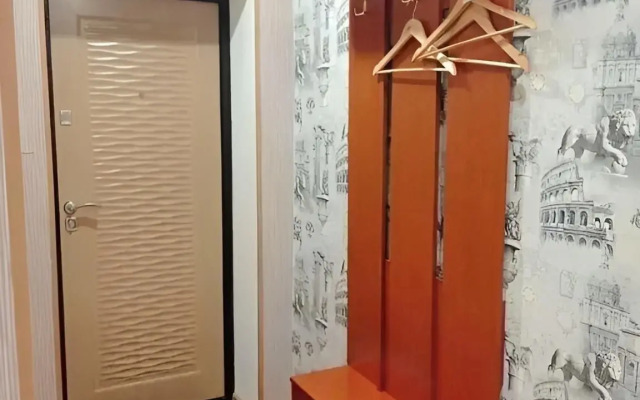 Квартира Двухкомнатная Химиков 15