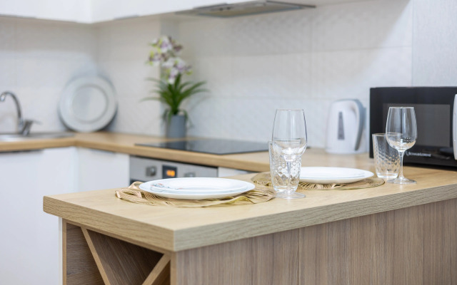 Dizaynerskaya Dvukhkomnatnaya V Rayone Lebyazhiy Flat