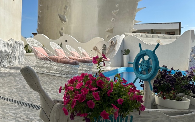 Apartment Seashell