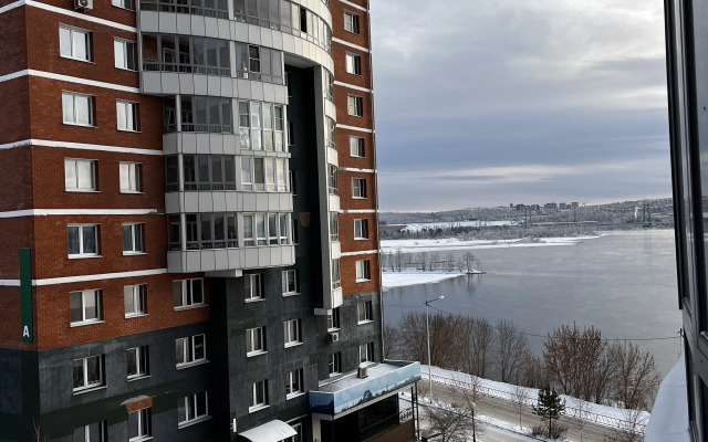 Квартира Двухкомнатная на берегу реки Ангара