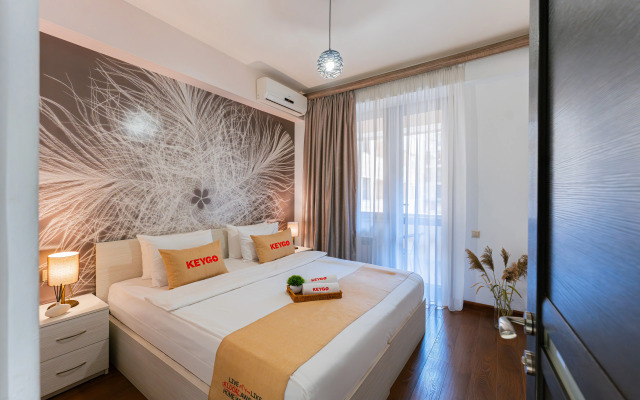 KeyGo #0099, 1 Bedroom, Balcony, Near National Gallery Apartments