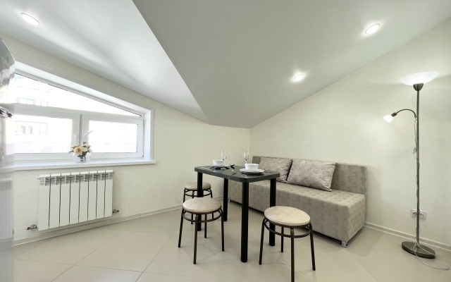 Na Tulskoy 18 Na Shestom Etazhe Kvartira 25 Apartments