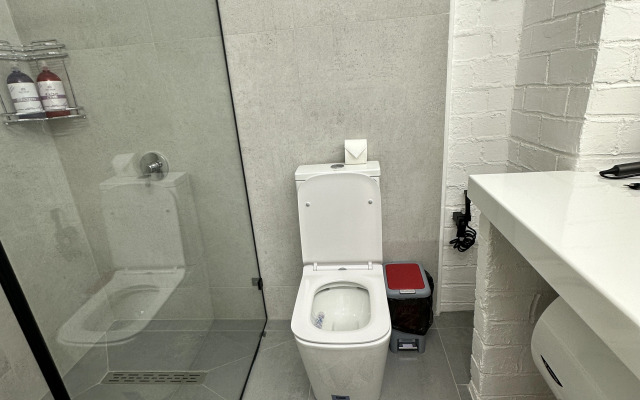79 Na Akademicheskoy Apartments