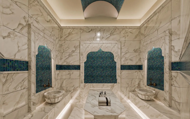 Grand Cevahir Hotel & Convention Center