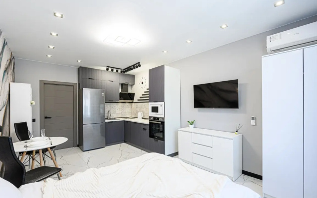 Apartamenty Stepanenkov dla Dvoih Gostej na Zarovnogo 10 na 6 etaze