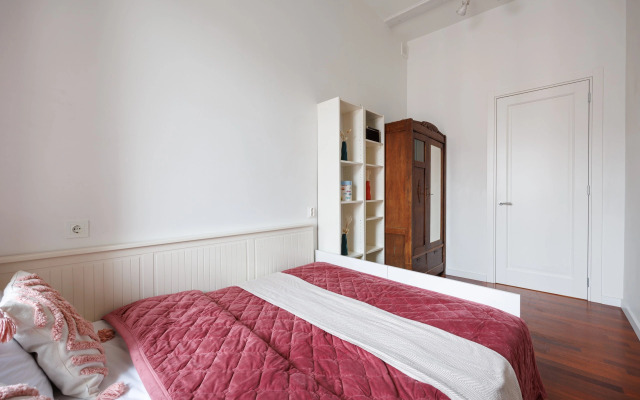 Апартаменты с Видом на Канал Грибоедова