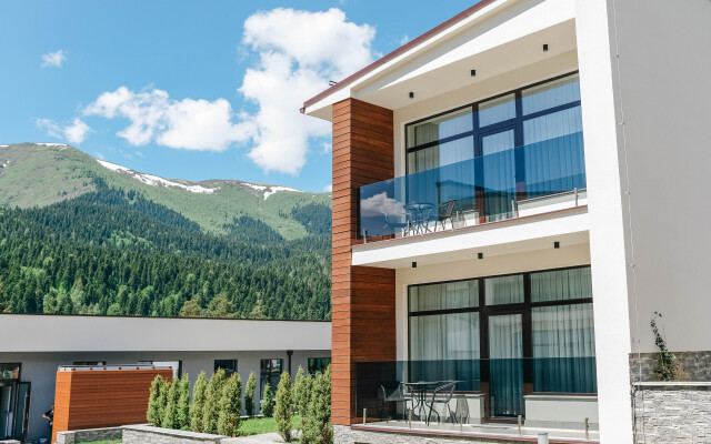 Premium Village Arkhyz Hotel