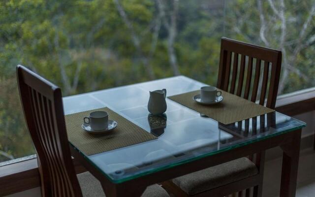 Hostess Thekkady Hotel