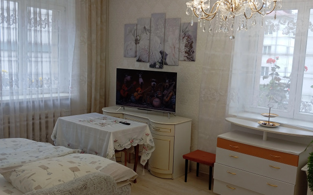 Квартира Светлая веселая единичка в двух километрах от ЖД вокзала