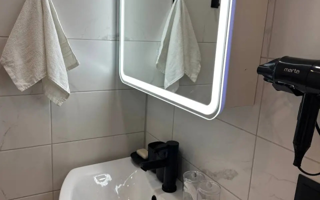 Квартира Модная Студия у Метро Ладожская