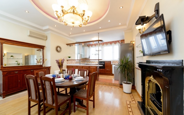 Квартира 5 комнат Пентхауз с видом на Кремль