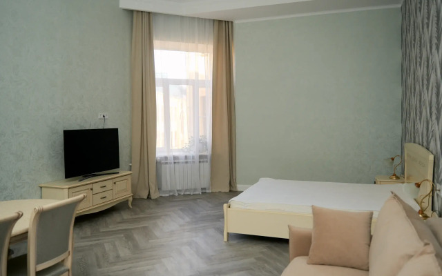 Квартира На Большой Конюшенной 13